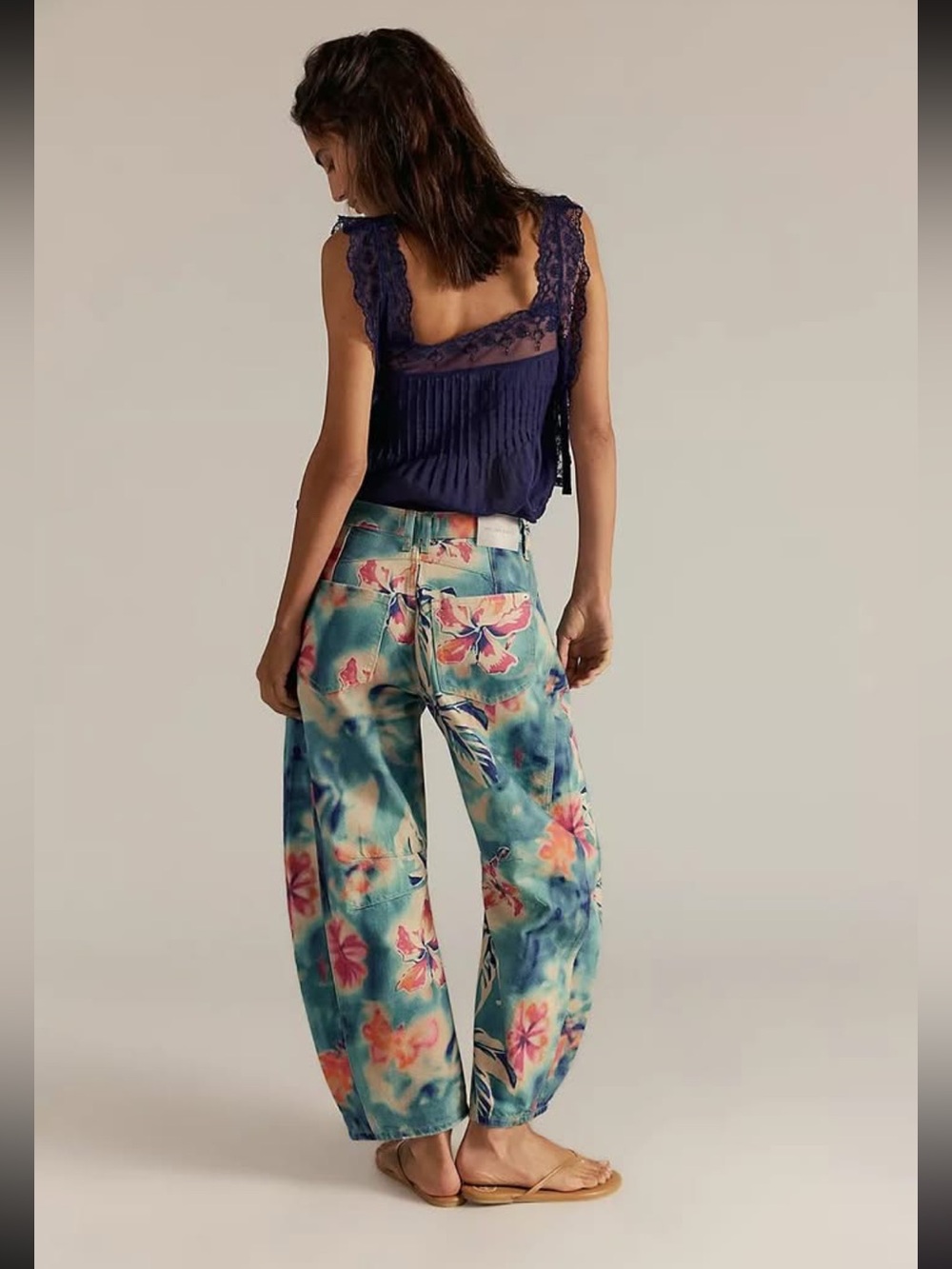Free People Good Luck Barrel Jeans Pool Floral NWT Size 31 - Picture 2 of 5